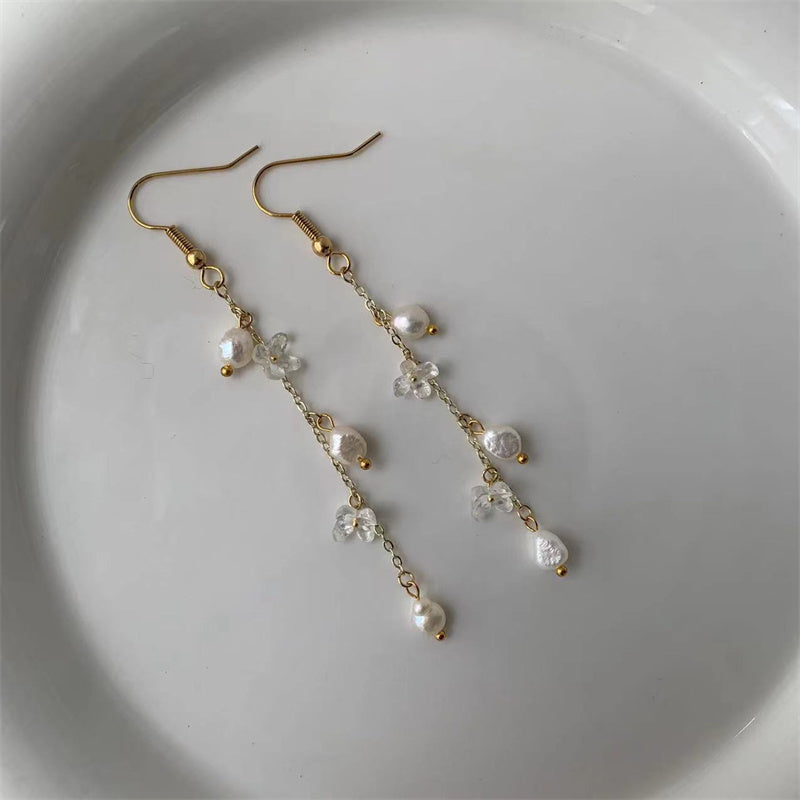 Small Flower Pearl Earrings